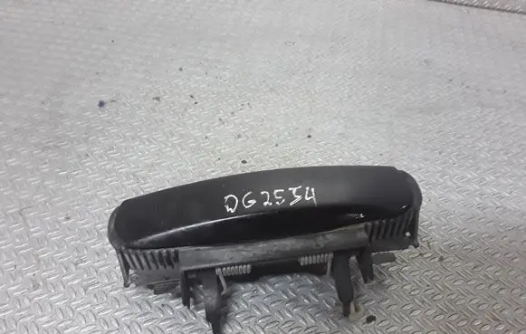 Audi A3 S3 A3 Sportback 8P Rear door exterior handle