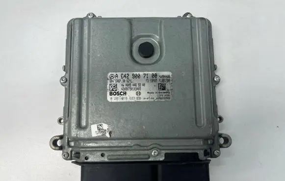 Mercedes-Benz Sprinter W906 Engine control unit/module A6429007100 0281016633