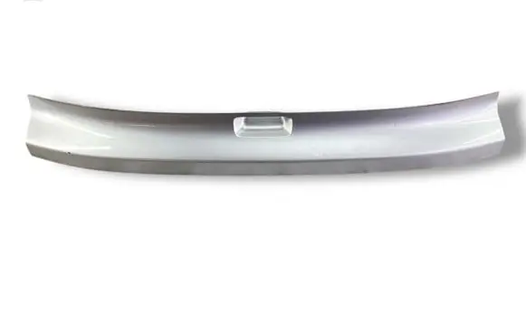 Honda CR-V Tailgate trim 