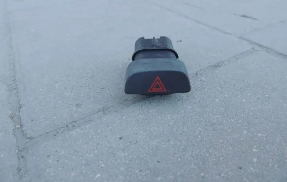Ford Focus Hazard light switch 13A350