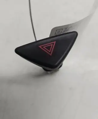 Volvo V70 Hazard light switch 9441045