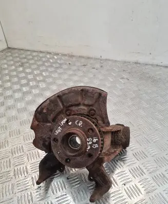 Seat Leon (1M) Front wheel hub