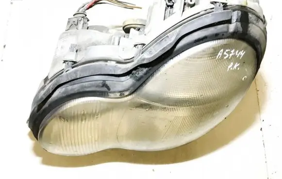 Mercedes-Benz C W203 Headlight/headlamp