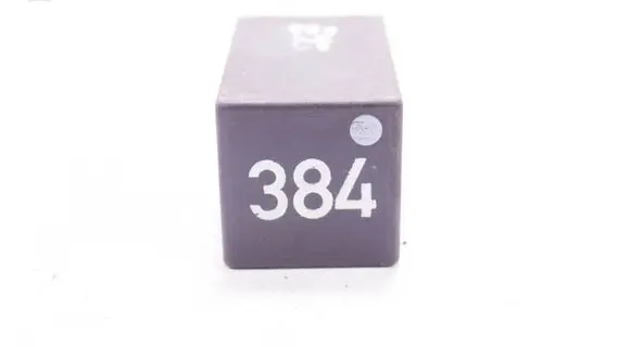 Volkswagen PASSAT B5 Other relay 8D0919578 D12203