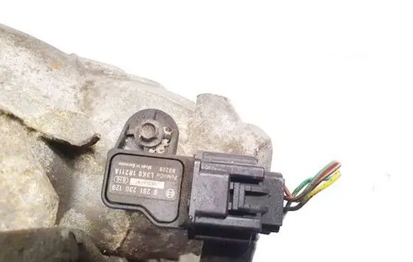 Mazda CX-7 Air pressure sensor 0261230129 l3k918211a