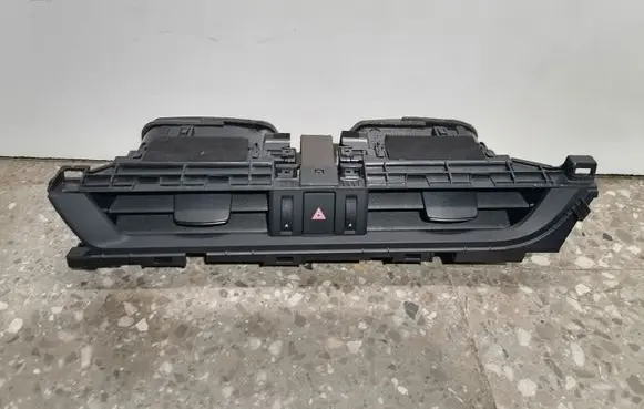 Lexus ES 250 - 300 - 330 Dash center air vent grill 3556623022