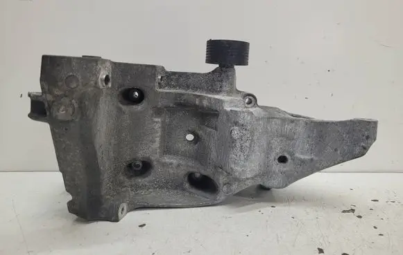 BMW X3 E83 Generator/alternator bracket 7802639 GD01485