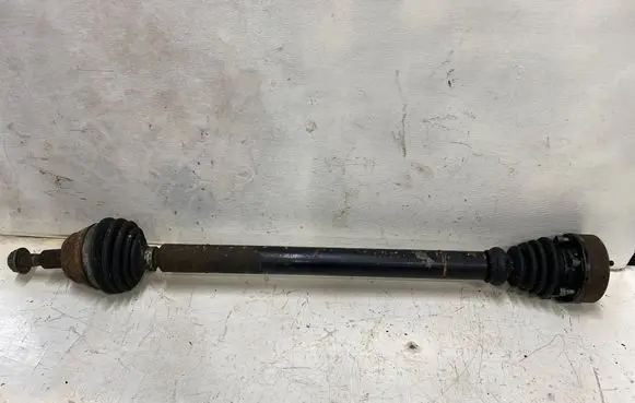 Volkswagen Golf IV Front driveshaft 
