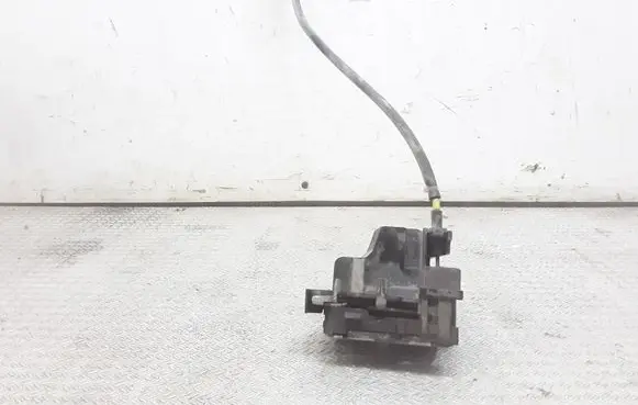 Fiat Doblo Front door lock
