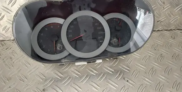 Toyota RAV 4 (XA30) Speedometer (instrument cluster) 8380042E30