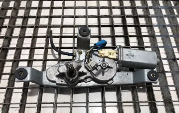Subaru Forester SF Rear window wiper motor