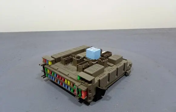 Peugeot 607 Fuse box set 9651041480