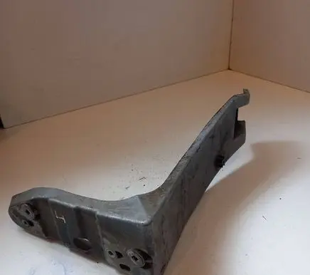 Audi A4 S4 B6 8E 8H Front bumper mounting bracket 8E0821137B
