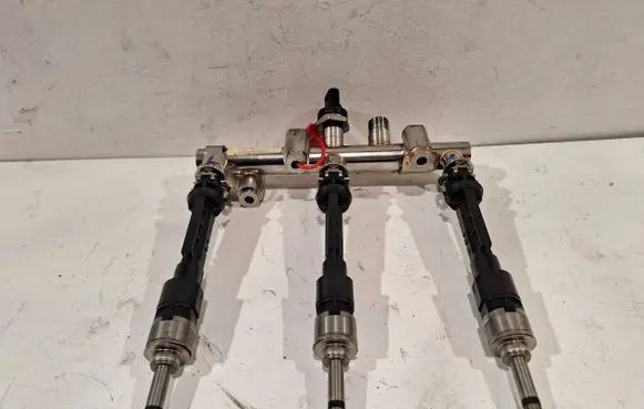 Dacia Sandero III Fuel injectors set 175206658R