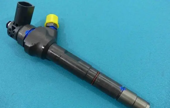 Audi A4 S4 B8 8K Fuel injector 0445110647 IMPRK1174315