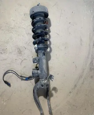 BMW X5 F15 Front shock absorber with coil spring 6875083
