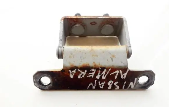 Nissan Primera Tailgate/trunk/boot hinge