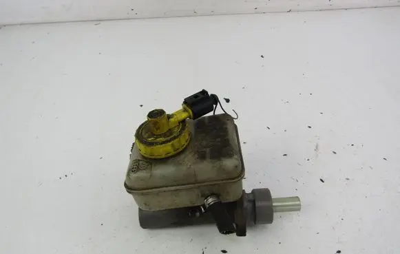 Audi A3 S3 8L Master brake cylinder 