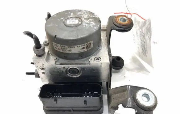 Ford Mondeo MK V ABS Pump EG9C-2C405-EJ