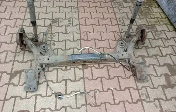 Seat Leon (5F) Rear axle beam