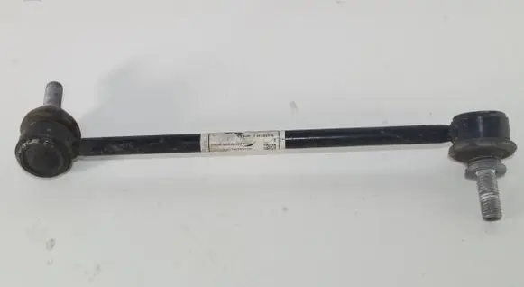 Tesla Model 3 Front anti-roll bar/stabilizer link 104439600D
