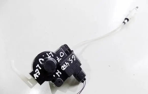Lexus GS 300 350 430 450H Fuel tank cap lock motor 