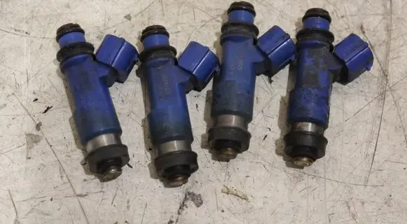 Subaru Forester SG Fuel injector 5K6F0