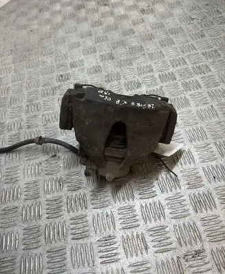 Opel Zafira B Front brake caliper 