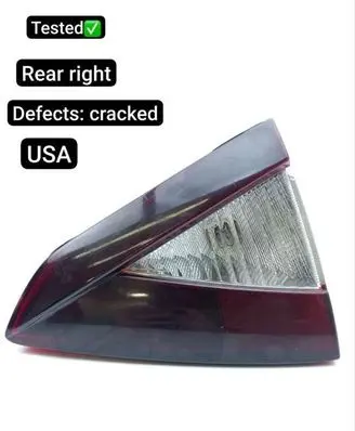 Tailgate rear/tail lights