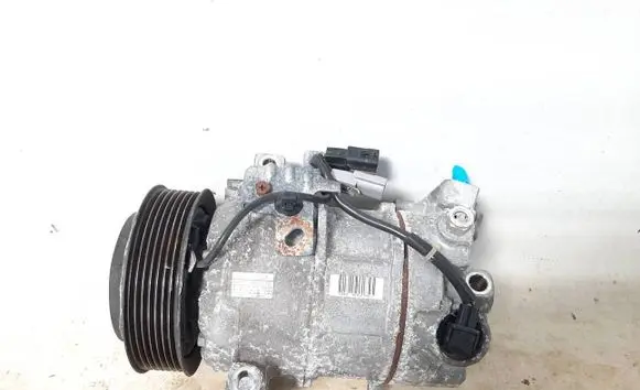 Renault Trafic III (X82) Air conditioning (A/C) compressor (pump) 926004CA3A