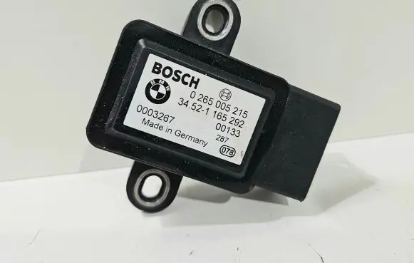 BMW 5 E39 ESP acceleration yaw rate sensor 0265005215