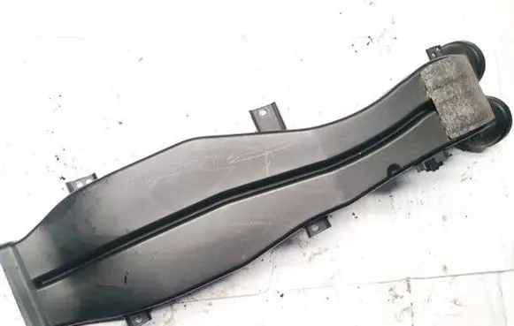 Jaguar XJ X351 Air intake hose/pipe 105009634