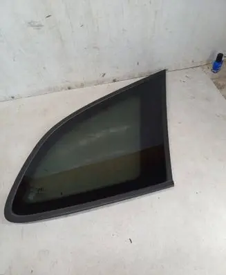 Hyundai Santa Fe Rear side window M2L3SAS3D0OT376