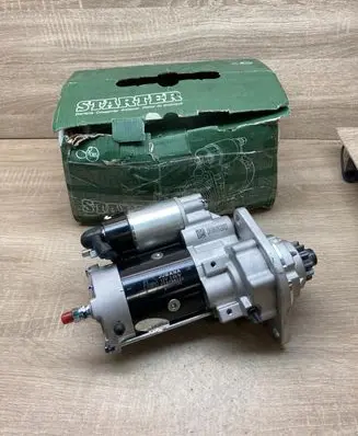 Volkswagen PASSAT B4 Starter motor 123708121 13103A19L310130