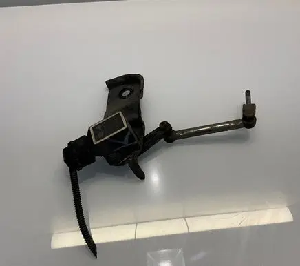 Mercedes-Benz S W221 Air suspension front height level sensor A0105427717 0105427717