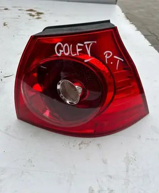 Volkswagen Golf V Rear/tail lights