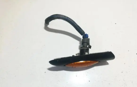 Opel Vectra B Front fender indicator light