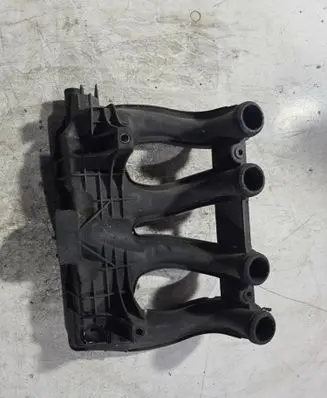 Peugeot Partner Intake manifold 963225178