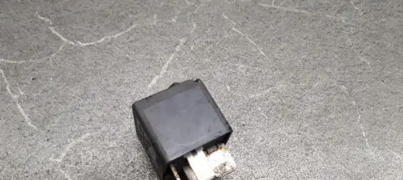 Ford Escort Fuel pump relay 93BG14N089CA
