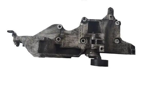 Volkswagen PASSAT B6 Fuel pump bracket 03L903143D