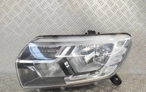 Dacia Sandero Headlight/headlamp 260607877R