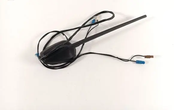 Renault Trafic III (X82) Aerial GPS antenna 282161826R