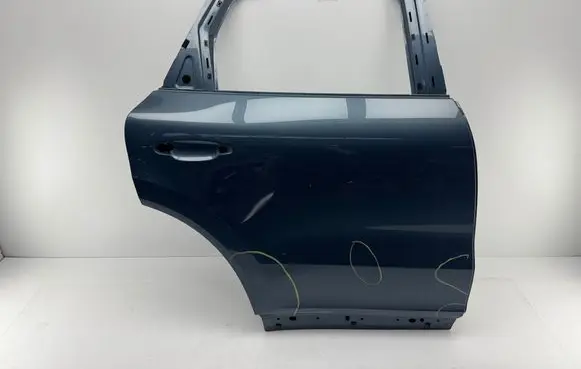 Porsche Cayenne (9Y0 9Y3) Rear door 9Y0833312
