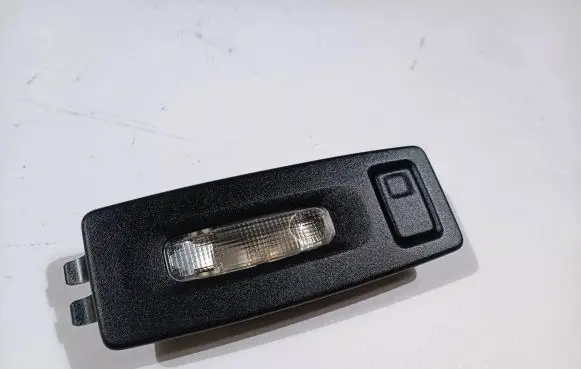 Ford Explorer Rear seat light