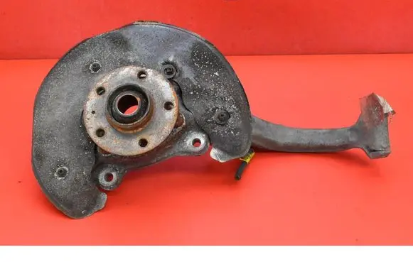 Audi Q5 SQ5 8R Front wheel hub spindle knuckle