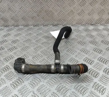 Mercedes-Benz CLS C218 X218 Engine coolant pipe/hose A2125013984