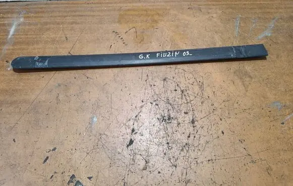 Ford Fusion Rear door trim (molding) N25533AE