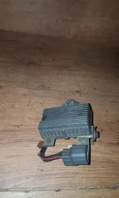 Coolant fan relay