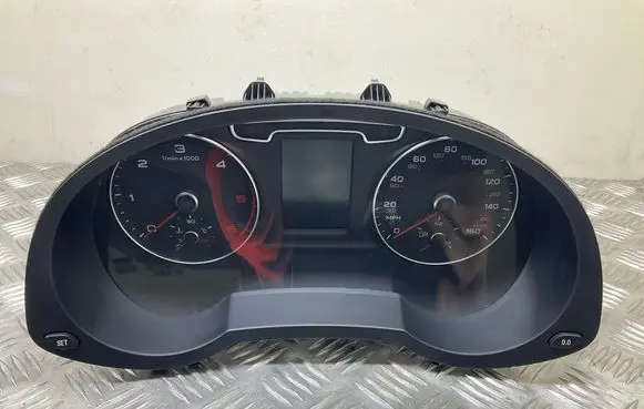 Audi Q3 8U Speedometer (instrument cluster) 8U0920980E