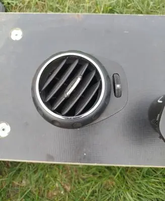 Alfa Romeo 147 Dashboard side air vent grill/cover trim 
